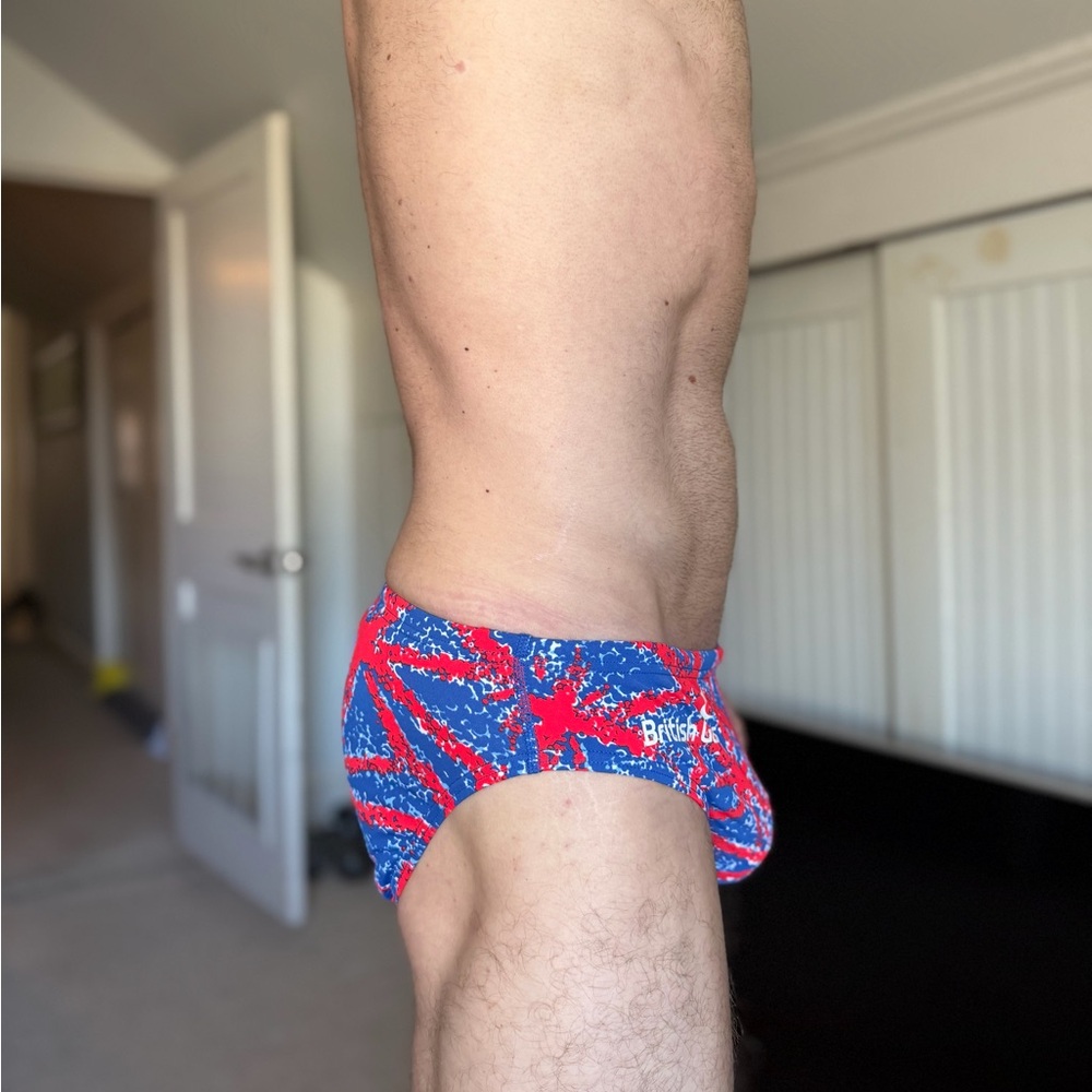 RARE British Swimming Tom Daley Speedo - Picture 2 of 6